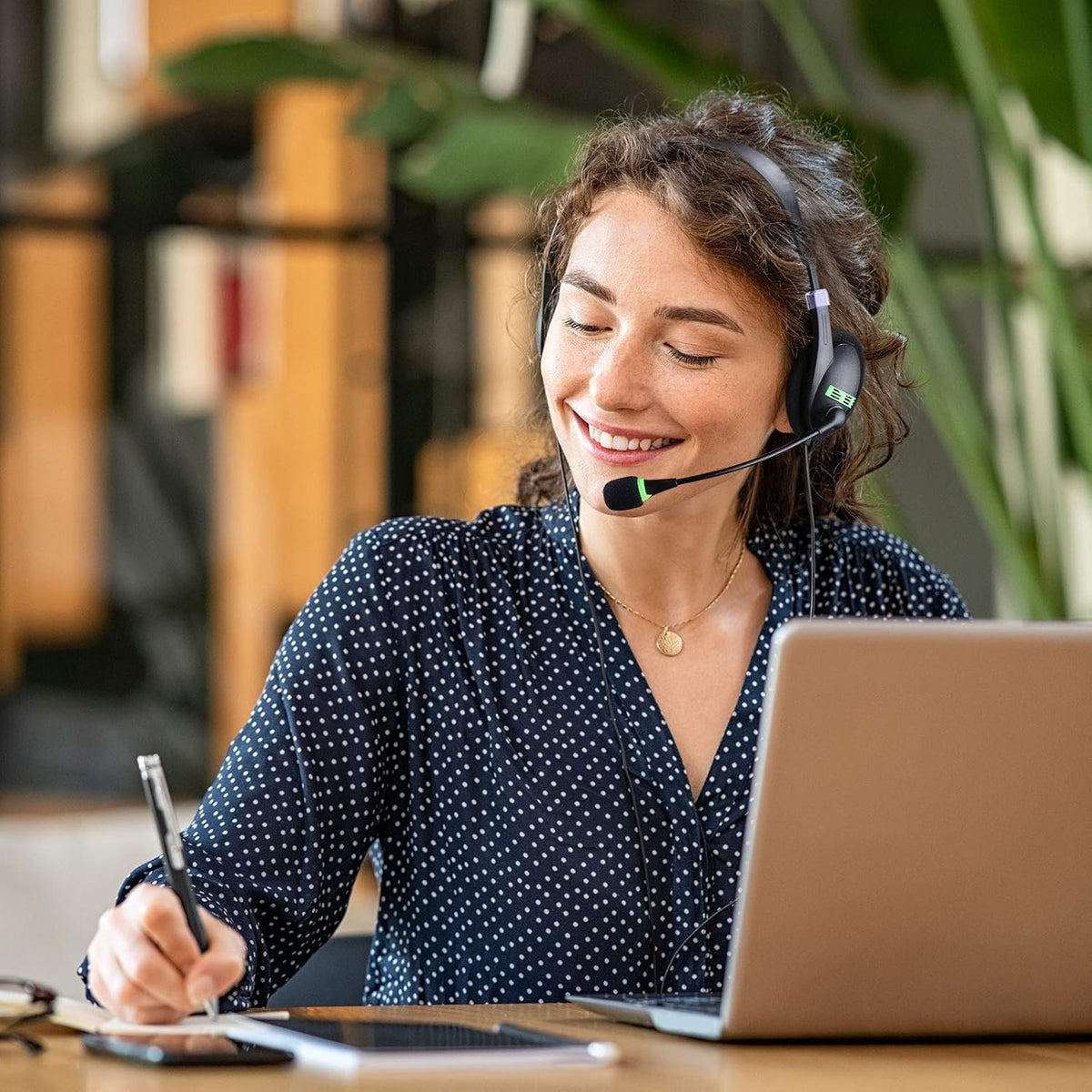 Computer Headphones with Microphone 4 Pack T54078