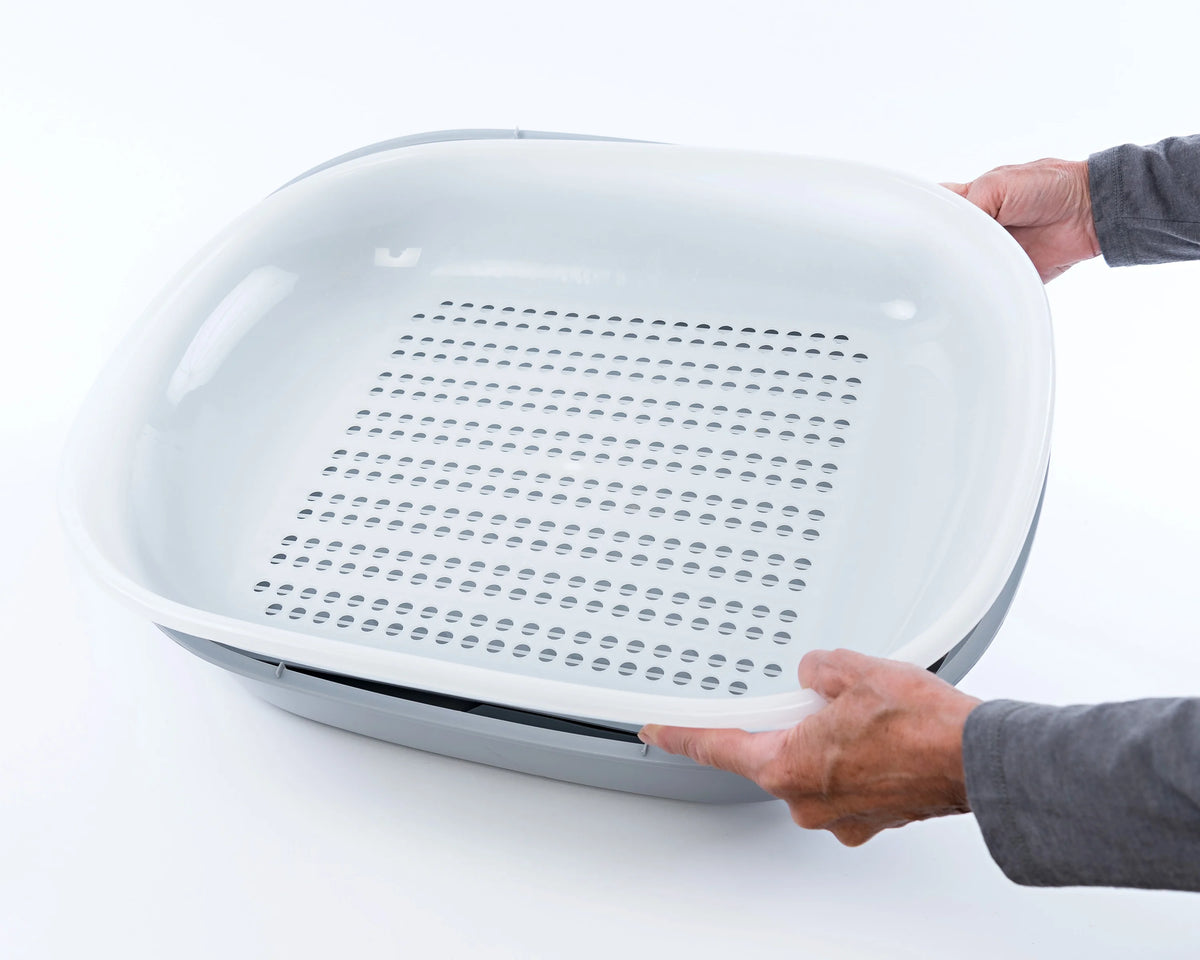 Pine Pellet Cat Litter Box with 5 Pee Pads and Litter Scoop C628065