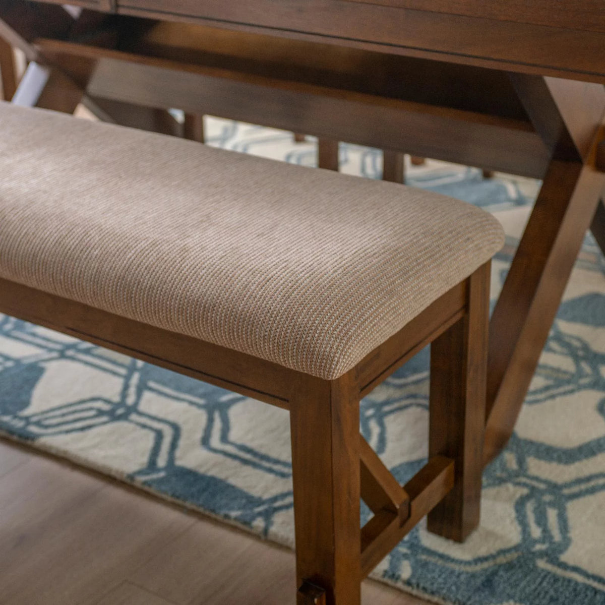 Dining Bench I95131