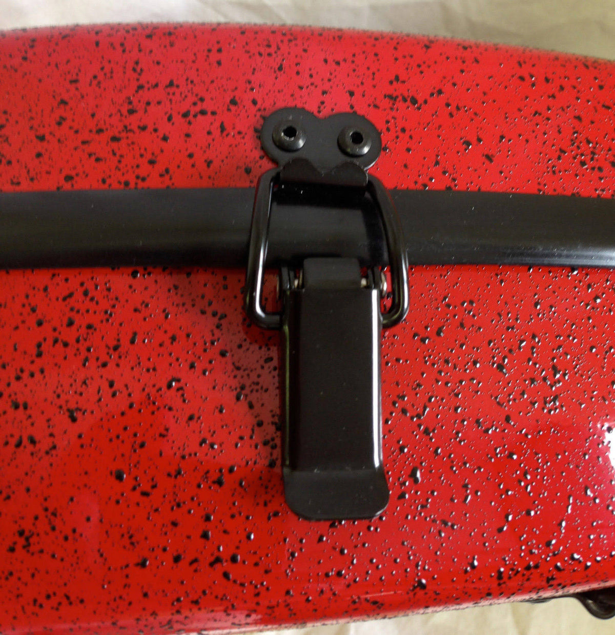 Red 4/4 Fiberglass Violin Case O939588