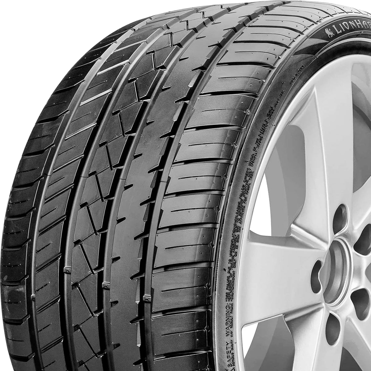 255/55R19 111V XL All Season Tire Q577