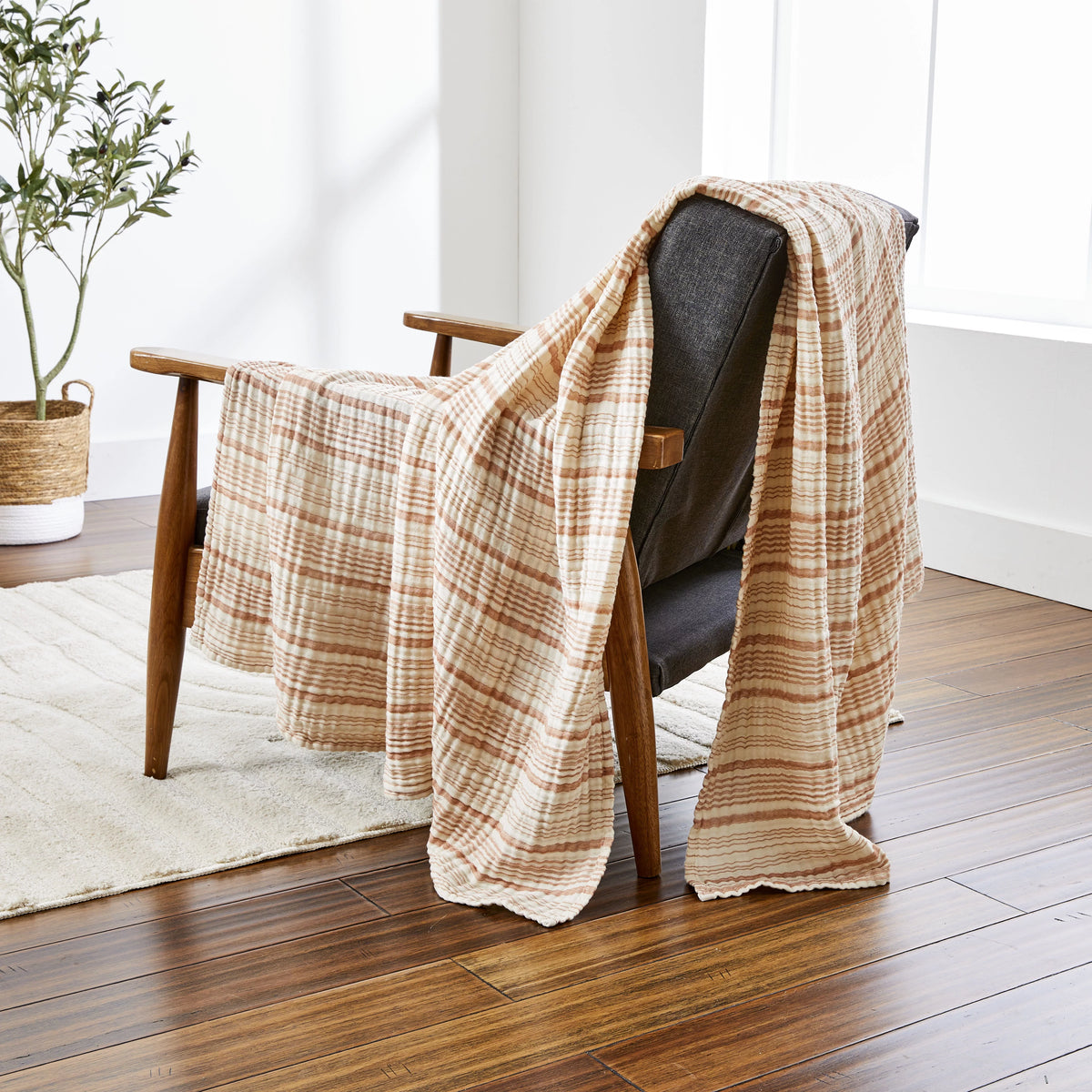 Striped Gauze Throw 50 x 72 T92339