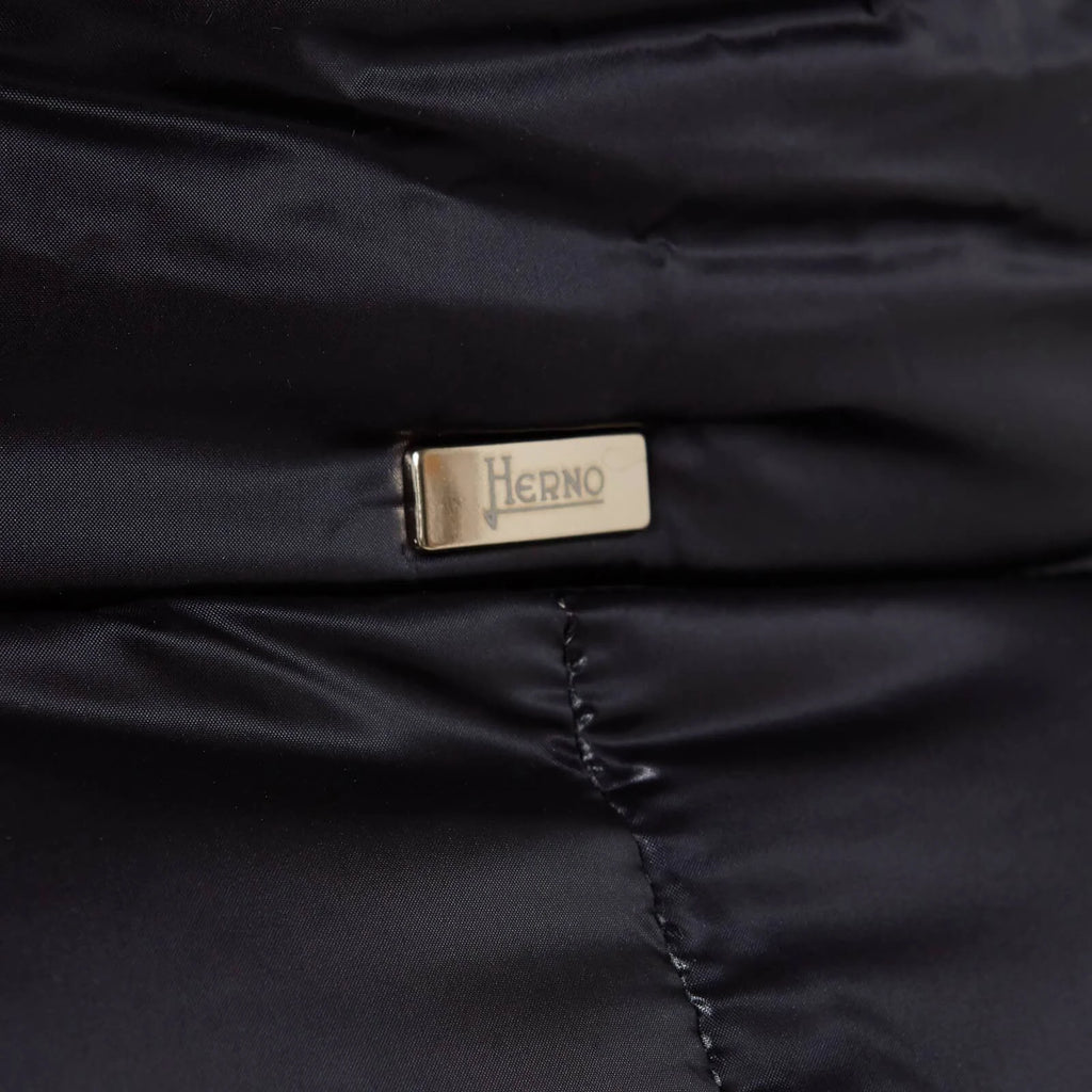 Black Down Coat V7193