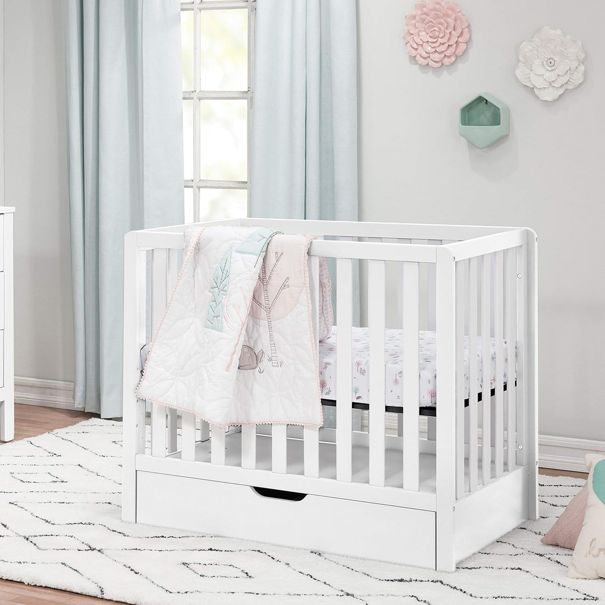 White 4-in-1 Convertible Mini Crib with Trundle Drawer R607310