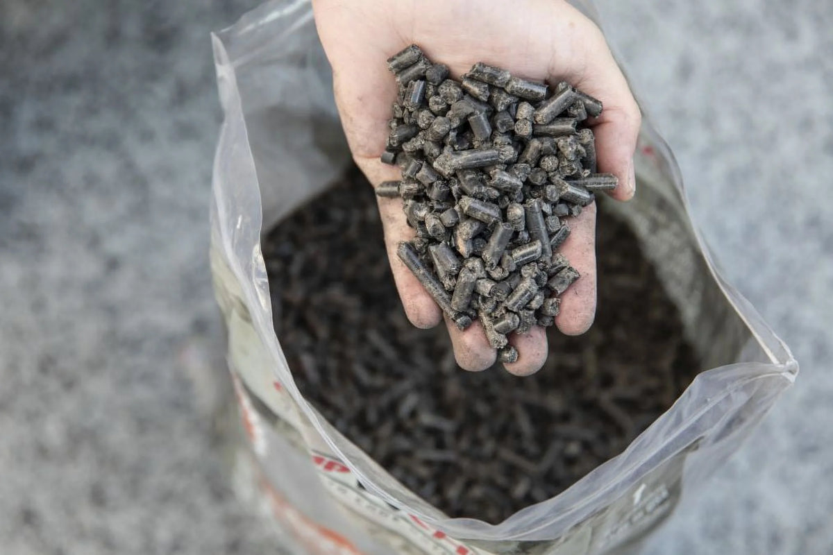 Charcoal Cherry Blend Pellets (20 lbs) C67246