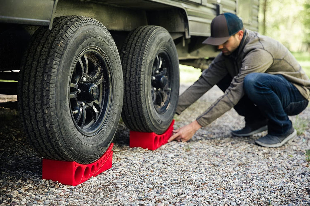 Camper Levelers 2-Pack with Roasting Stix 4-Pack Q920
