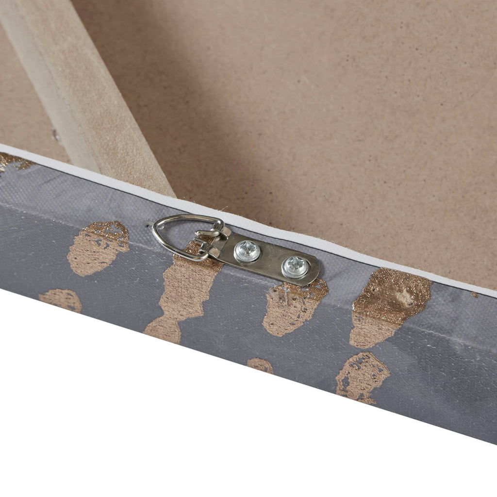 Canvas with Gold Foil V472819