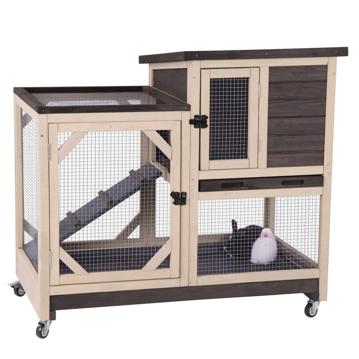 Rabbit Hutch with Two No Leak Trays X676
