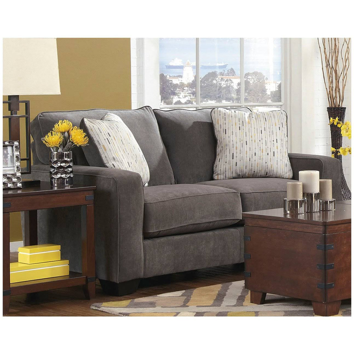 Marble Loveseat R949042
